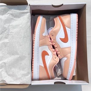 Air Jordan Low WMNs RARE AUTHENTIC SunsetHaze  S8 BNIB never worn